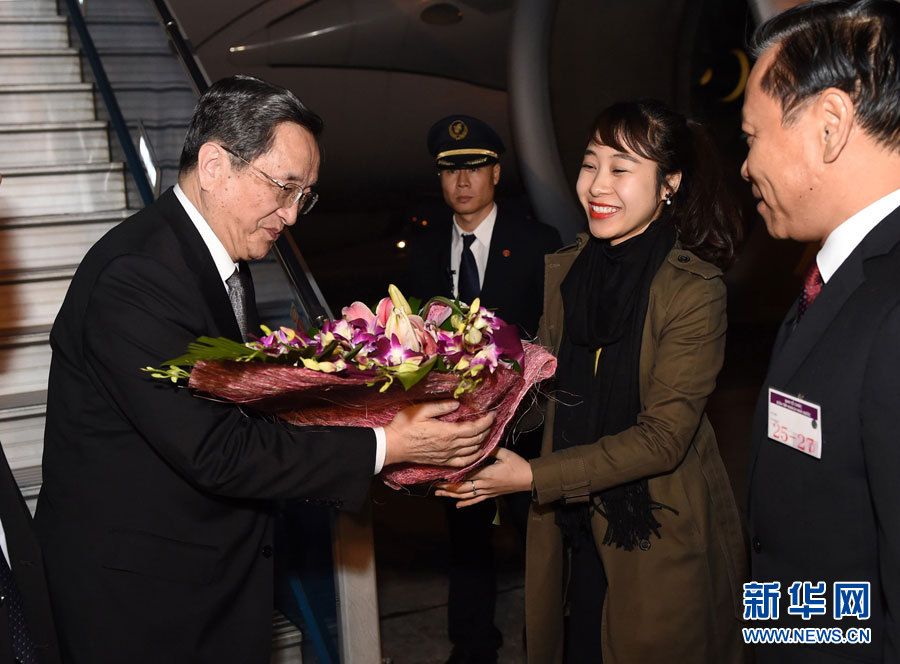 12月25日至27日，中共中央政治局常委、全國政協(xié)主席俞正聲對越南進(jìn)行正式訪問。這是12月25日，俞正聲抵達(dá)河內(nèi)，開始對越南進(jìn)行正式訪問。 新華社記者馬占成攝