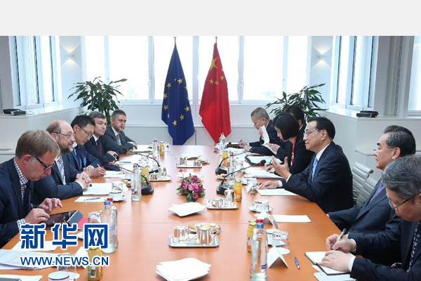 當(dāng)?shù)貢r間6月29日上午，國務(wù)院總理李克強(qiáng)在布魯塞爾會見歐洲議會議長舒爾茨。 新華社記者 龐興雷 攝