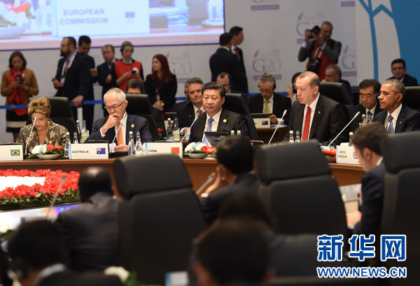 11月15日，國家主席習(xí)近平在土耳其安塔利亞出席二十國集團(tuán)領(lǐng)導(dǎo)人第十次峰會第一階段會議。 新華社記者李學(xué)仁攝 