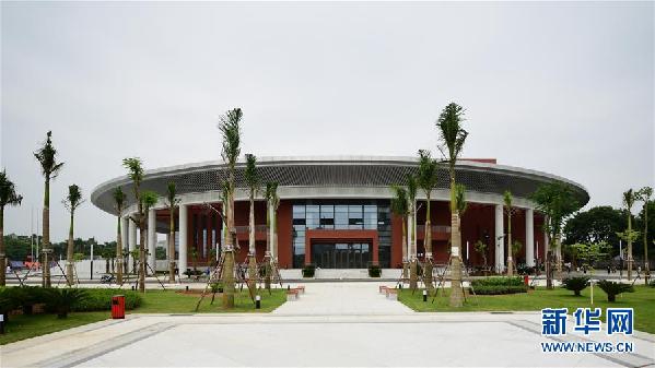 （國際&middot;圖文互動）（2）&ldquo;盡心盡力建好中越友誼精品工程！&rdquo;&mdash;&mdash;越中友誼宮落成記