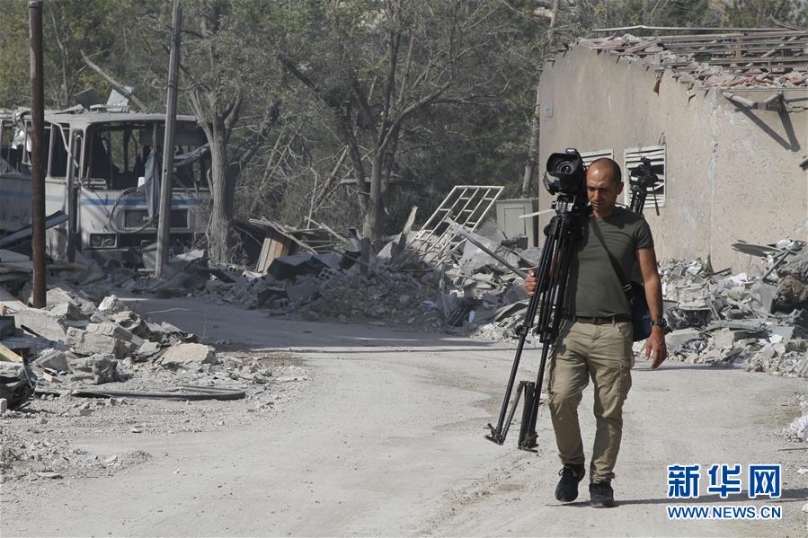 （國(guó)際&middot;圖文互動(dòng)）（1）假如真有化武，我們?cè)趺纯赡苓€站在這里？&mdash;&mdash;來(lái)自敘利亞人的追問(wèn)