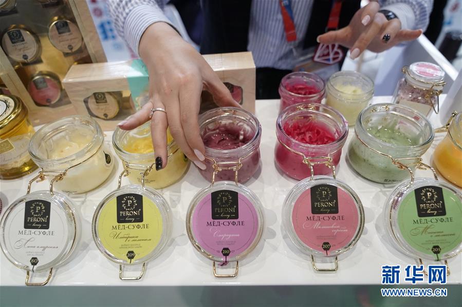 （新華全媒頭條&middot;聚焦進(jìn)口博覽會(huì)&middot;圖文互動(dòng)）（18）海納百川 利達(dá)天下&mdash;&mdash;首屆中國國際進(jìn)口博覽會(huì)巡禮