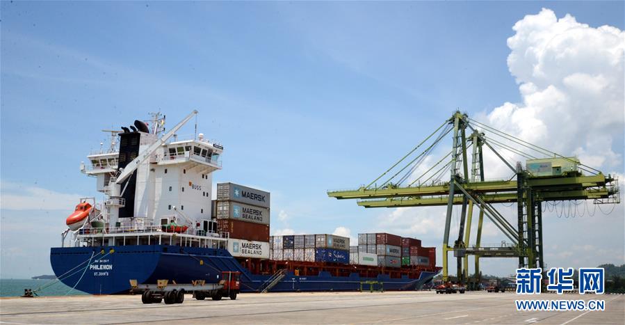 （新華全媒頭條&middot;圖文互動）（6）特稿：深化周邊友好　共促亞太繁榮&mdash;&mdash;寫在習(xí)近平主席出席亞太經(jīng)合組織第二十六次領(lǐng)導(dǎo)人非正式會議，對巴布亞新幾內(nèi)亞、文萊和菲律賓進(jìn)行國事訪問并在巴新同建交太平洋島國領(lǐng)導(dǎo)人會晤之際