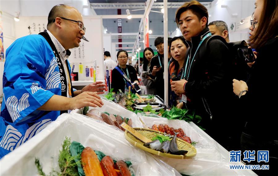 （新華全媒頭條&middot;圖文互動(dòng)）（10）從進(jìn)博會(huì)到&ldquo;雙11&rdquo; 超級(jí)訂單背后蘊(yùn)藏中國(guó)動(dòng)能