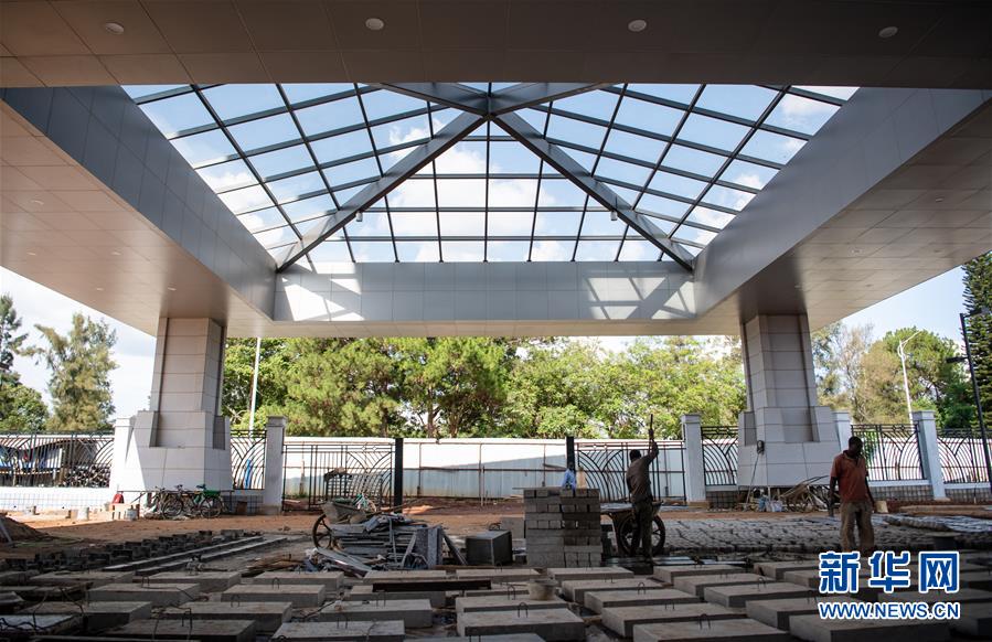 (國際·圖文互動)(2)通訊:打造精品援外項目 增進中盧兩國友誼