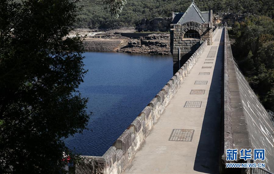 (國(guó)際)(4)悉尼因降雨缺少開(kāi)始實(shí)行“限水令”