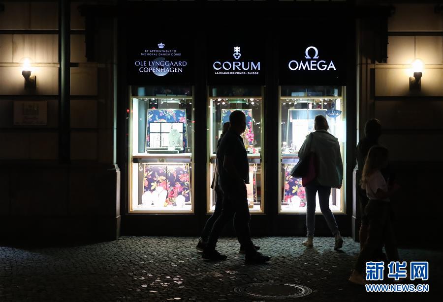 （國(guó)際）（8）德國(guó)柏林：夜來&ldquo;菩提樹下&rdquo;