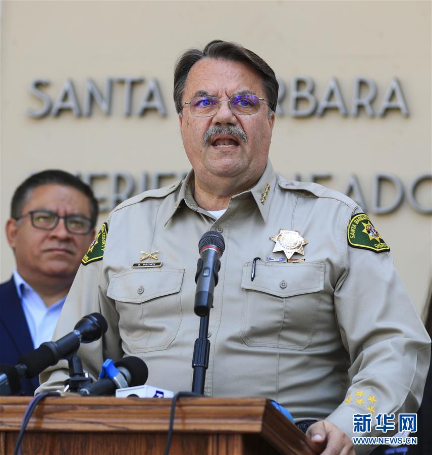 (國際)美國警方通報(bào)加州南部游船失火情況最新進(jìn)展