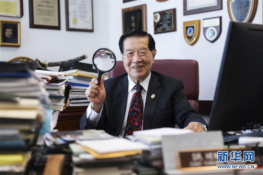 （國際&middot;圖文互動）（1）專訪：&ldquo;中國共產(chǎn)黨做對了！&rdquo;&mdash;&mdash;訪美籍華裔刑事鑒識專家李昌鈺