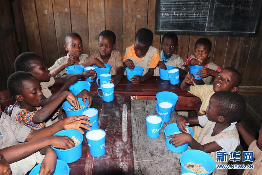 (國(guó)際)(3)“謝謝中國(guó)對(duì)我們的幫助”——記中國(guó)對(duì)非糧援“三方合作”新模式