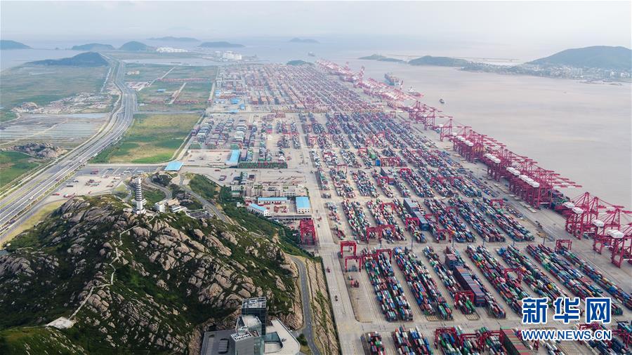 (新華全媒頭條·第二屆進(jìn)博會·圖文互動)(8)進(jìn)博之光輝耀世界 ——寫在第二屆中國國際進(jìn)口博覽會開幕之際