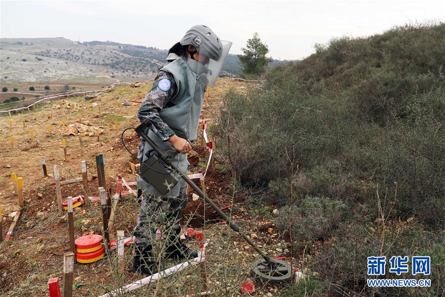 （國際&middot;圖文互動(dòng)）（2）通訊：&ldquo;中國軍人掃雷一如既往專業(yè)和敬業(yè)！&rdquo;&mdash;&mdash;記中國赴黎維和部隊(duì)完成&ldquo;藍(lán)線&rdquo;3個(gè)雷場清排任務(wù)