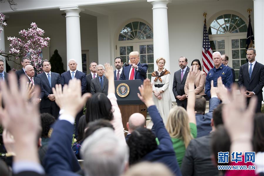 （國際）（2）特朗普宣布&ldquo;國家緊急狀態(tài)&rdquo;應(yīng)對美國新冠肺炎疫情