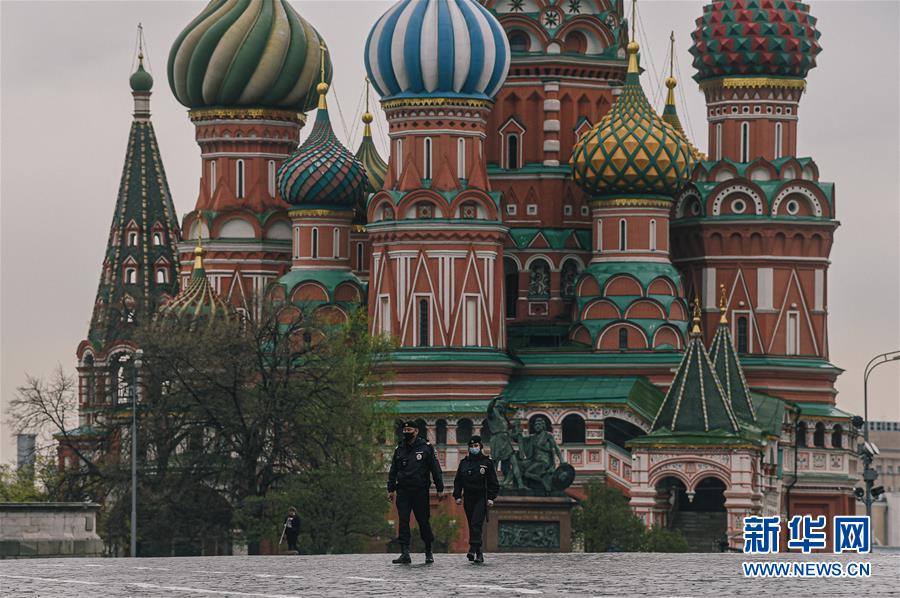 (新華全媒頭條·圖文互動(dòng))(6)寰球抗疫晝夜間