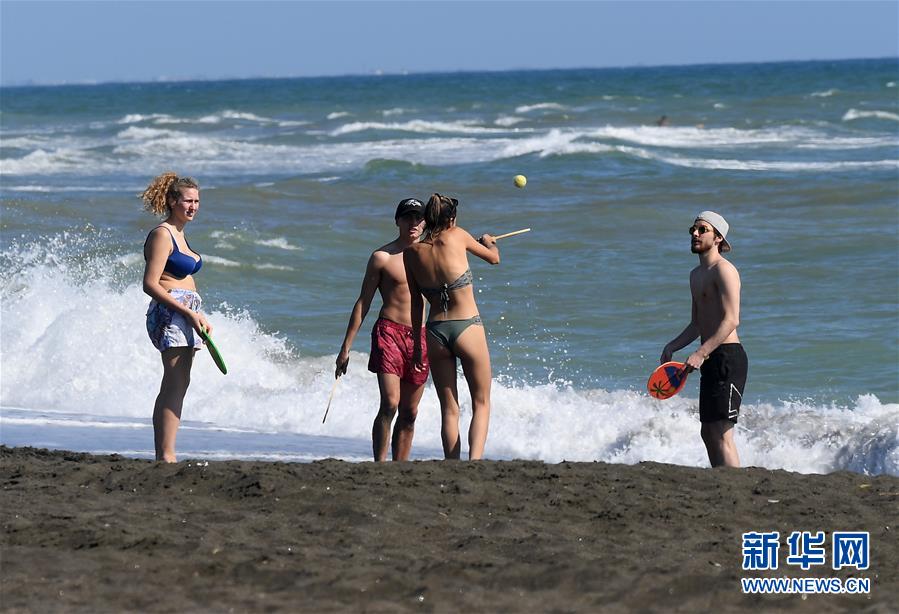 (國(guó)際疫情)(1)意大利新冠治愈病例超過14萬(wàn)例