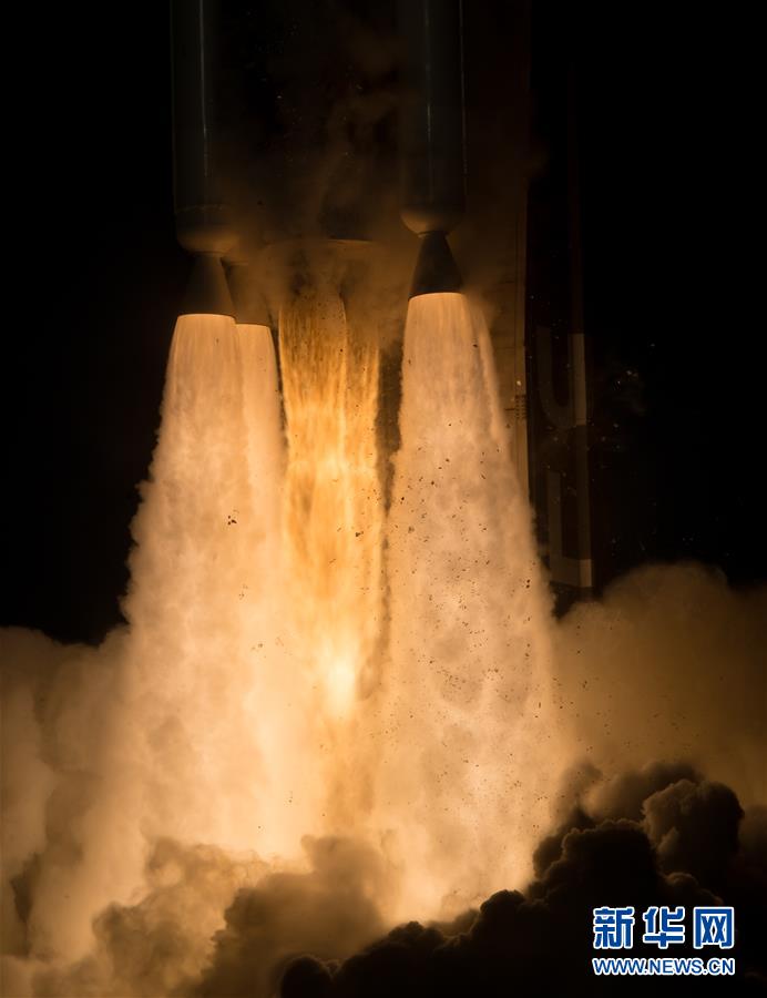 (國(guó)際)(9)美國(guó)發(fā)射“毅力”號(hào)火星車 將探索火星生命跡象