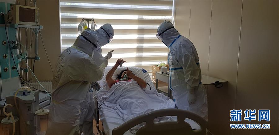 (國(guó)際疫情)(2)中國(guó)抗疫醫(yī)療專家組在阿塞拜疆調(diào)研交流