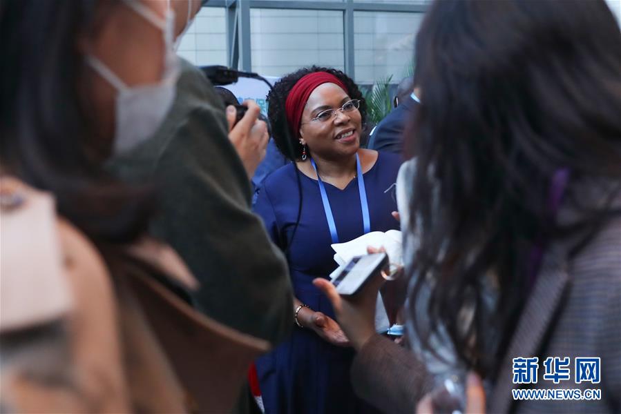 (圖文互動(dòng))(6)“中國承諾從不落空”——記非洲使節(jié)參觀國藥集團(tuán)了解新冠疫苗研發(fā)