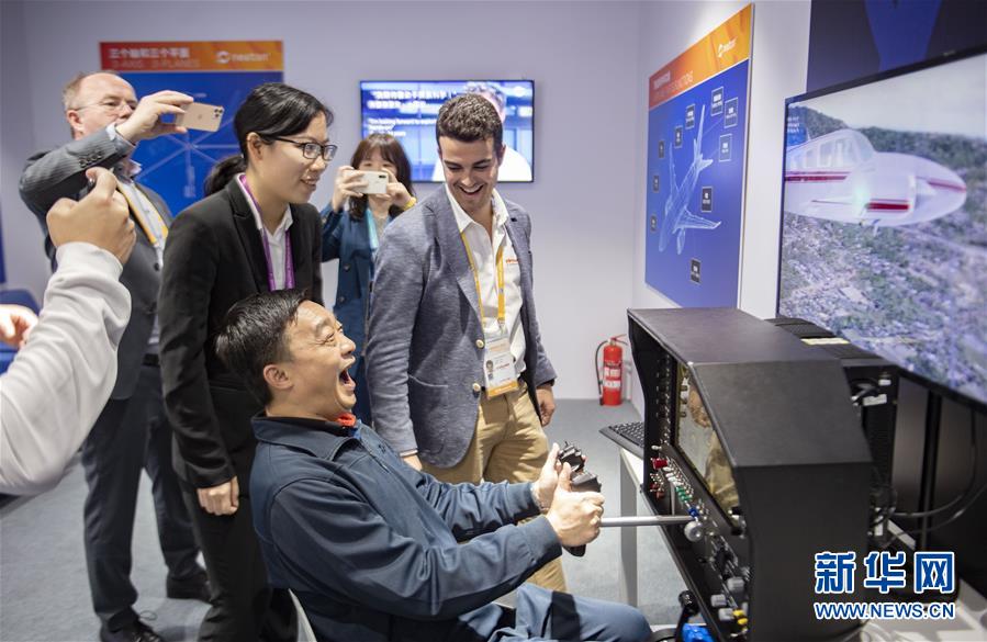 （新華全媒頭條&middot;圖文互動）（7）萬里寫入胸懷間&mdash;&mdash;記習近平主席三屆進博會主旨演講