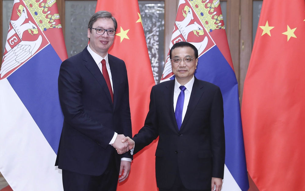 李克強(qiáng)會見塞爾維亞總理、當(dāng)選總統(tǒng)武契奇