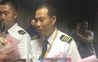 空中驚魂 奇跡備降！&ldquo;英雄機(jī)組&rdquo;太牛了