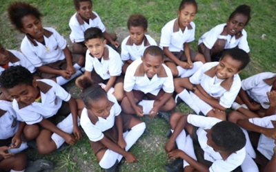 歡迎習(xí)主席！巴新兒童齊唱《茉莉花》