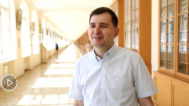 與習(xí)主席做校友，這感覺真棒！