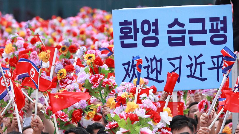 習(xí)近平總書(shū)記歷史性訪朝 歡迎場(chǎng)面超震撼！