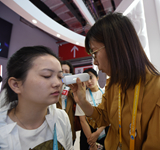 進博會上體驗&ldquo;又美又智能&rdquo;