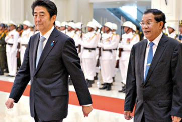 安倍遍訪(fǎng)東盟難撼中國(guó)影響力